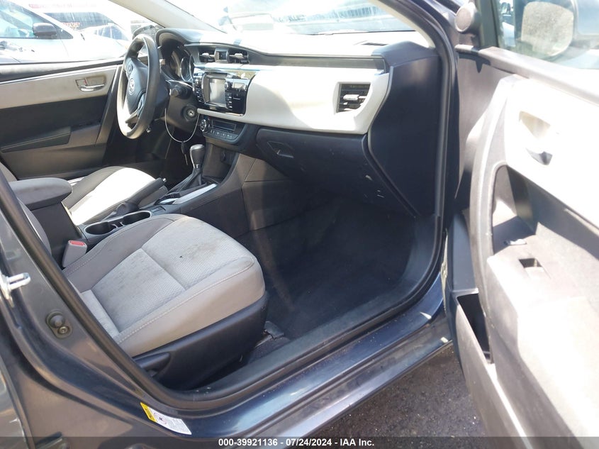 2016 TOYOTA COROLLA LE - 5YFBURHE0GP559260