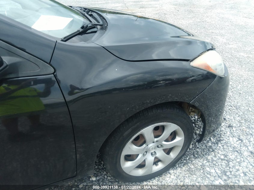 2013 Mazda Mazda3 I Sport VIN: JM1BL1U75D1707379 Lot: 39921138