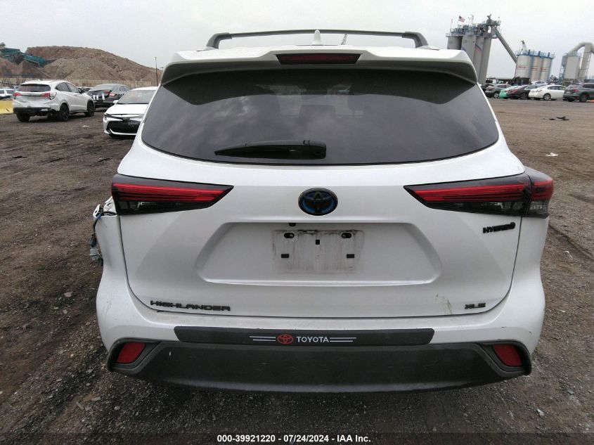 2022 Toyota Highlander Hybrid Xle VIN: 5TDGBRCH5NS555061 Lot: 39921220