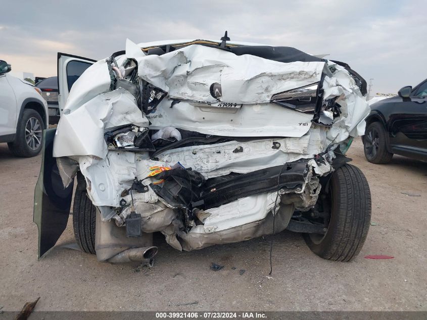 2018 Volkswagen Passat 2.0T Se VIN: 1VWBA7A33JC005679 Lot: 39921406