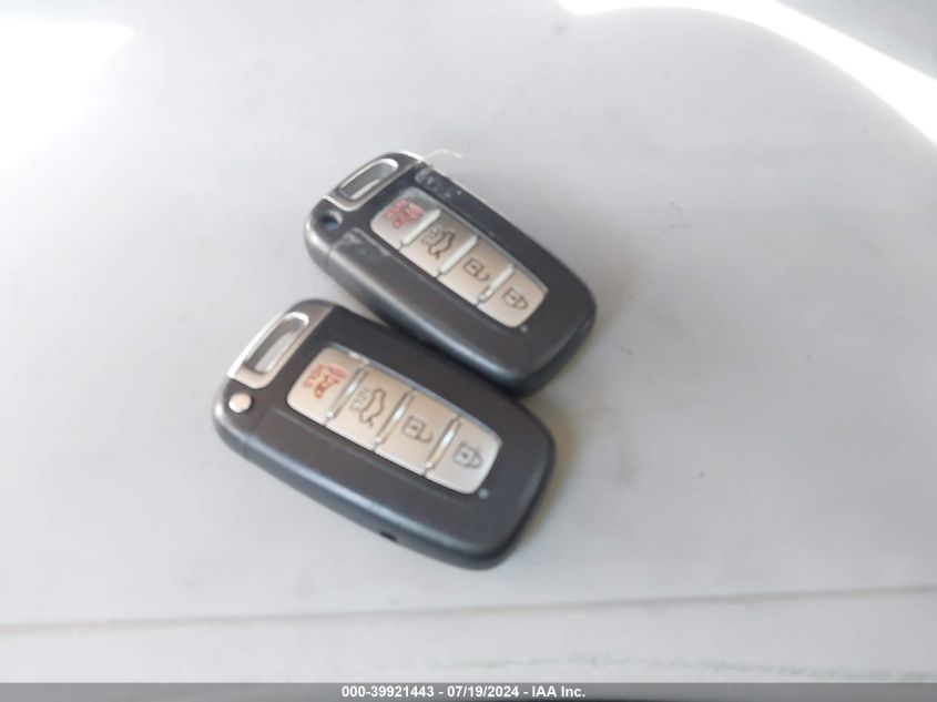 2013 Hyundai Sonata Hybrid Limited VIN: KMHEC4A44DA090593 Lot: 39921443