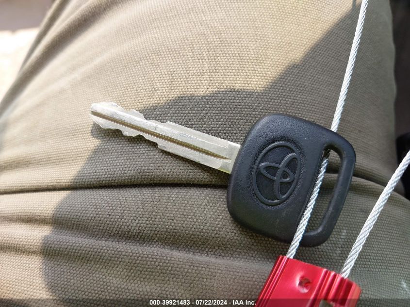 2004 Toyota Tacoma VIN: 5TEWM72NX4Z319170 Lot: 39921483