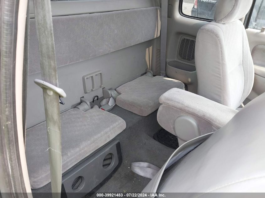 2004 Toyota Tacoma VIN: 5TEWM72NX4Z319170 Lot: 39921483