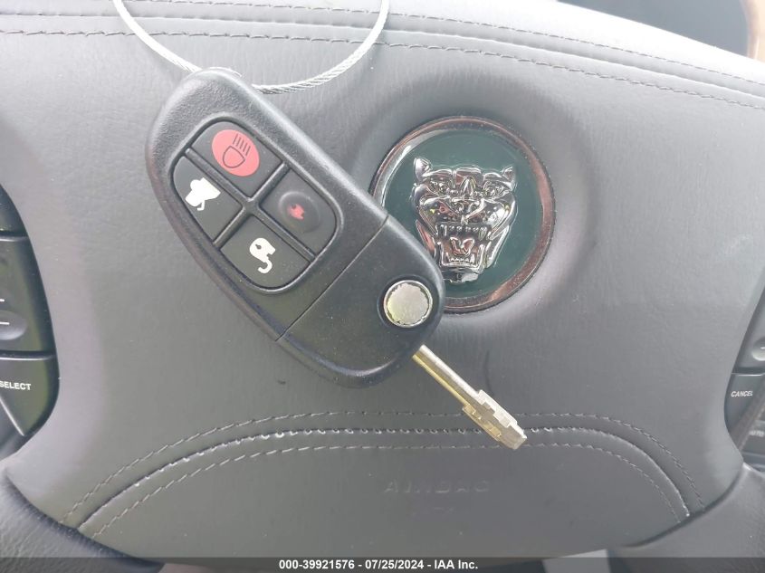 2005 Jaguar S-Type 4.2 VIN: SAJWA01U75HN24037 Lot: 39921576