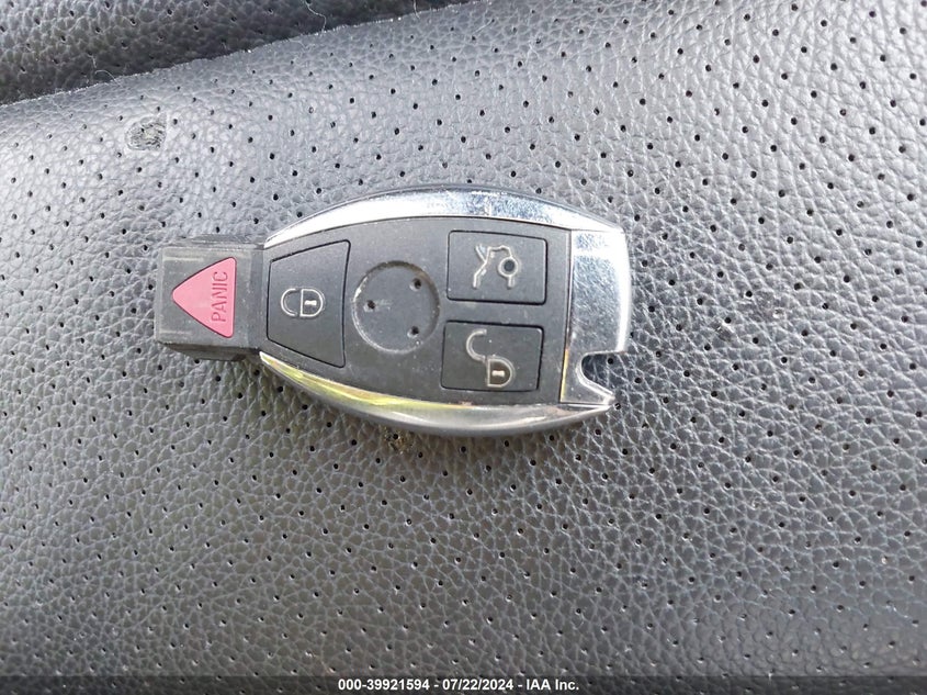 2014 Mercedes-Benz C 250 Luxury/Sport VIN: WDDGF4HB9EA958510 Lot: 39921594