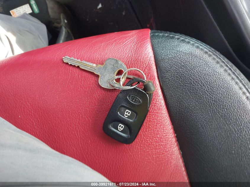 2010 Kia Soul +/!/Sport VIN: KNDJT2A2XA7177901 Lot: 39921671