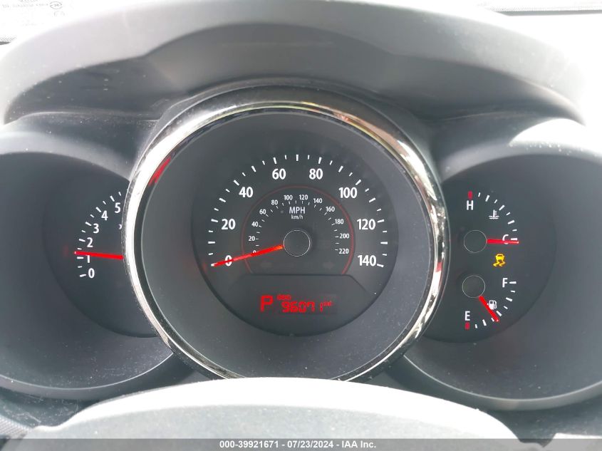 2010 Kia Soul +/!/Sport VIN: KNDJT2A2XA7177901 Lot: 39921671