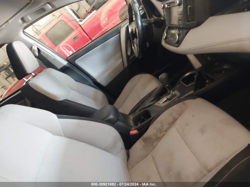 2018 TOYOTA RAV4 HYBRID XLE VIN: JTMRJREV7JD247653