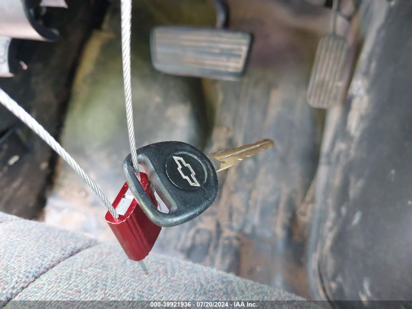 2005 Chevrolet Express VIN: 1GCFG15X351131913 Lot: 39921936