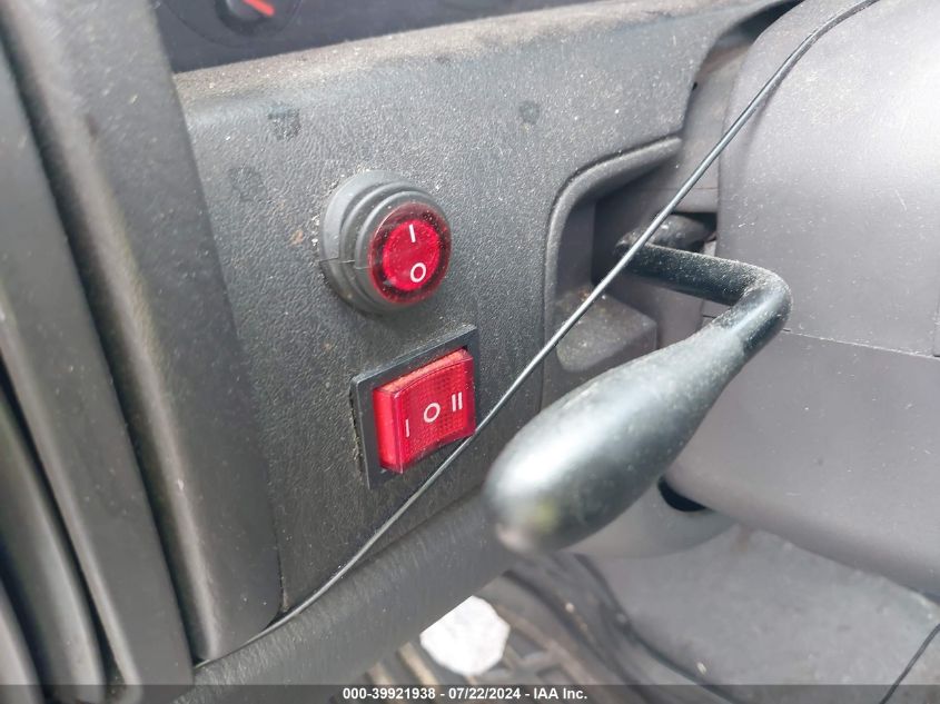 2000 Jeep Grand Cherokee Laredo VIN: 1J4GW48S8YC371955 Lot: 39921938