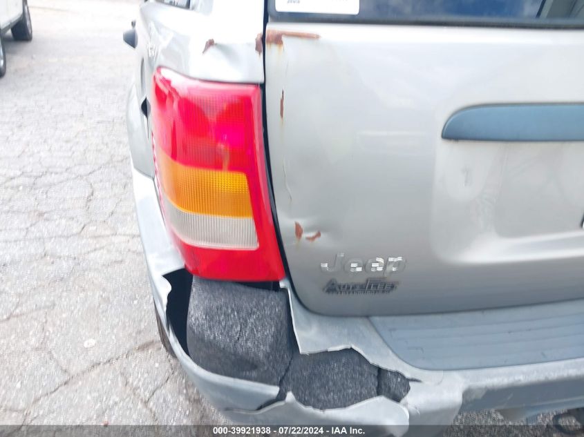 2000 Jeep Grand Cherokee Laredo VIN: 1J4GW48S8YC371955 Lot: 39921938