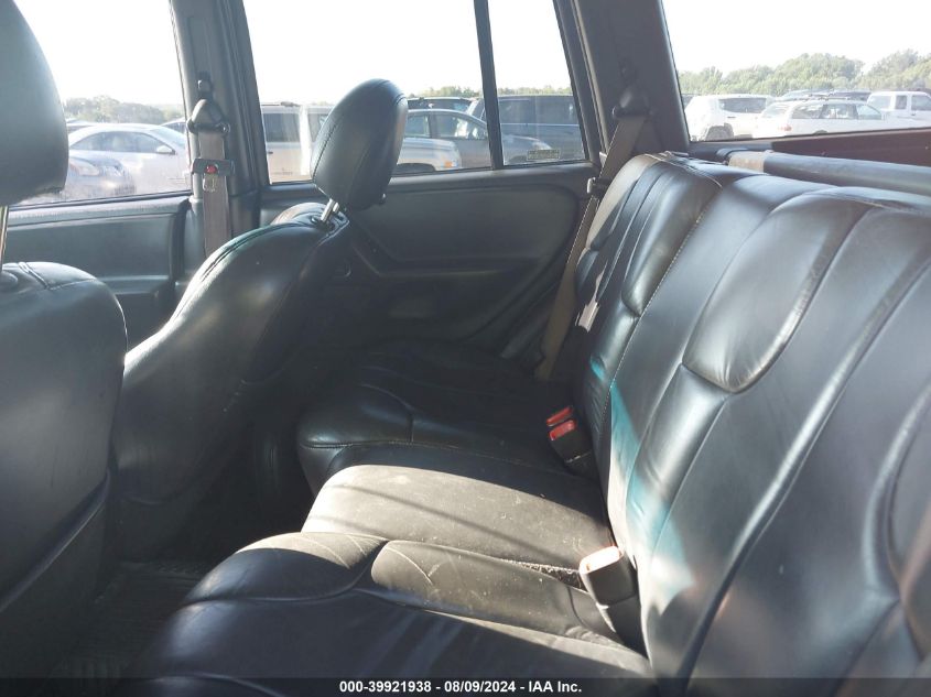 2000 Jeep Grand Cherokee Laredo VIN: 1J4GW48S8YC371955 Lot: 39921938