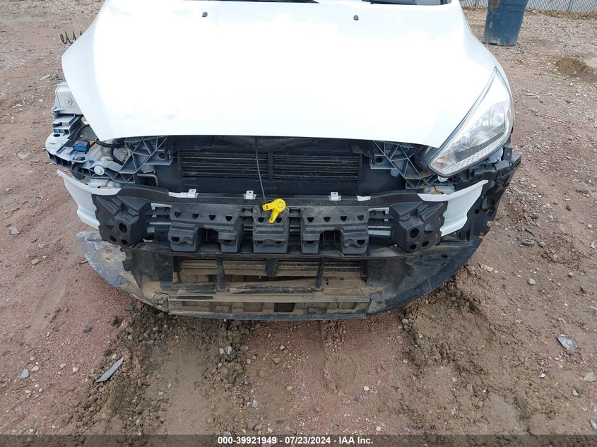 2017 FORD FOCUS SE - 1FADP3K21HL215206