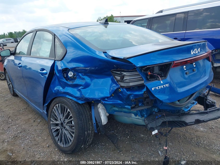 VIN 3KPF54AD5RE731404 2024 KIA FORTE GT LINE