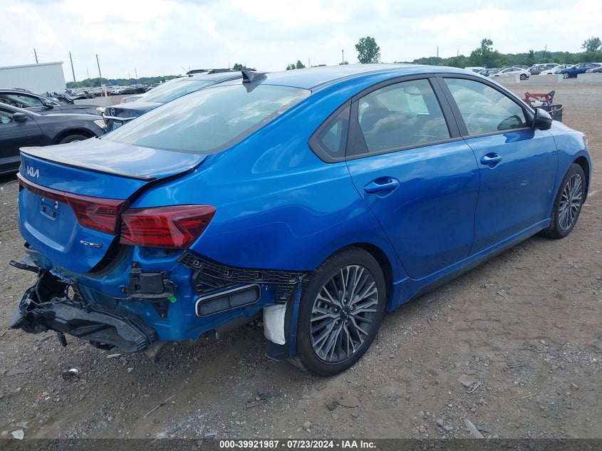 VIN 3KPF54AD5RE731404 2024 KIA FORTE GT LINE