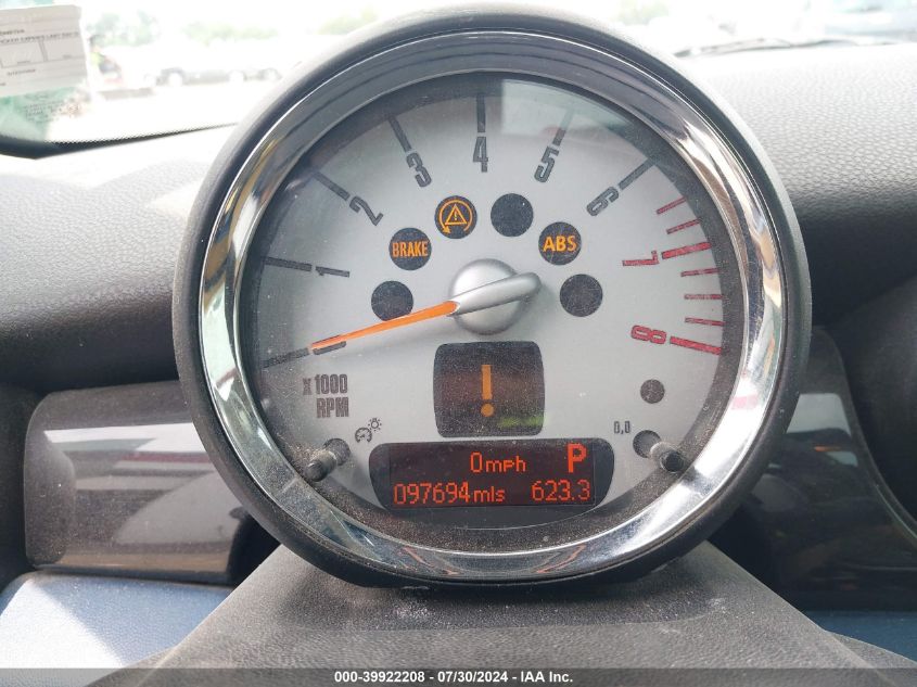 2008 Mini Cooper Clubman VIN: WMWML33568TN68410 Lot: 39922208