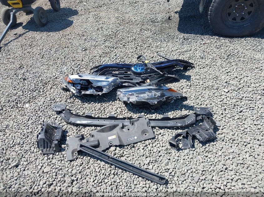 2023 TOYOTA RAV4 HYBRID XLE - JTMRWRFV7PD174034