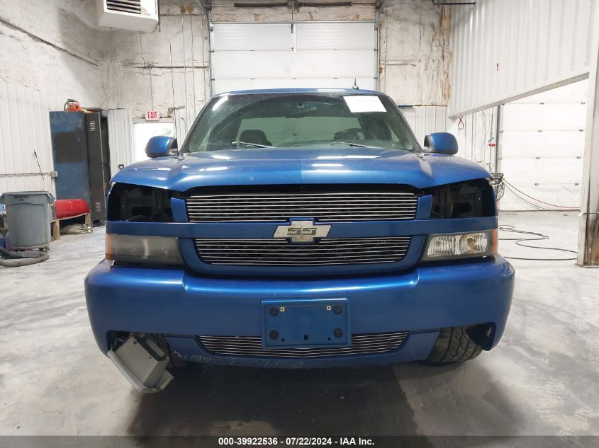 2004 Chevrolet Silverado 1500 Ss VIN: 2GCEK19N241215295 Lot: 39922536