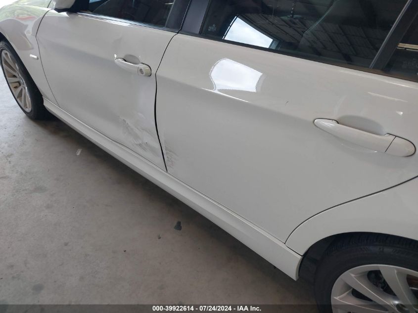 2011 BMW 328I VIN: WBAPH7G59BNM55627 Lot: 39922614