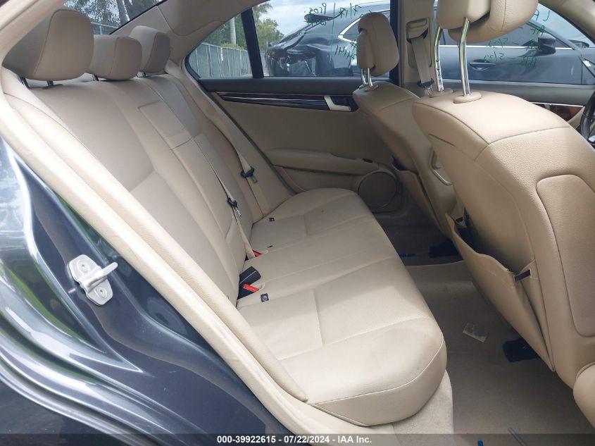 2013 Mercedes-Benz C 250 Luxury/Sport VIN: WDDGF4HB2DA769986 Lot: 39922615