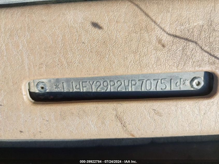 1998 Jeep Wrangler Se VIN: 1J4FY29P2WP707514 Lot: 39922784