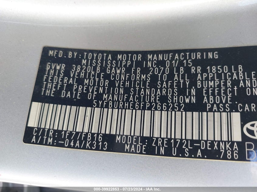 2015 TOYOTA COROLLA LE - 5YFBURHE6FP266252