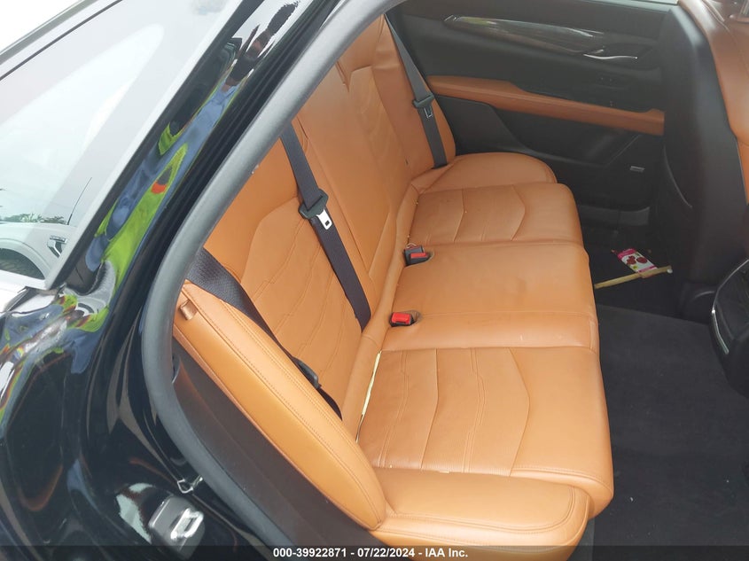 2017 CADILLAC CT6 LUXURY - 1G6KD5RS8HU179829