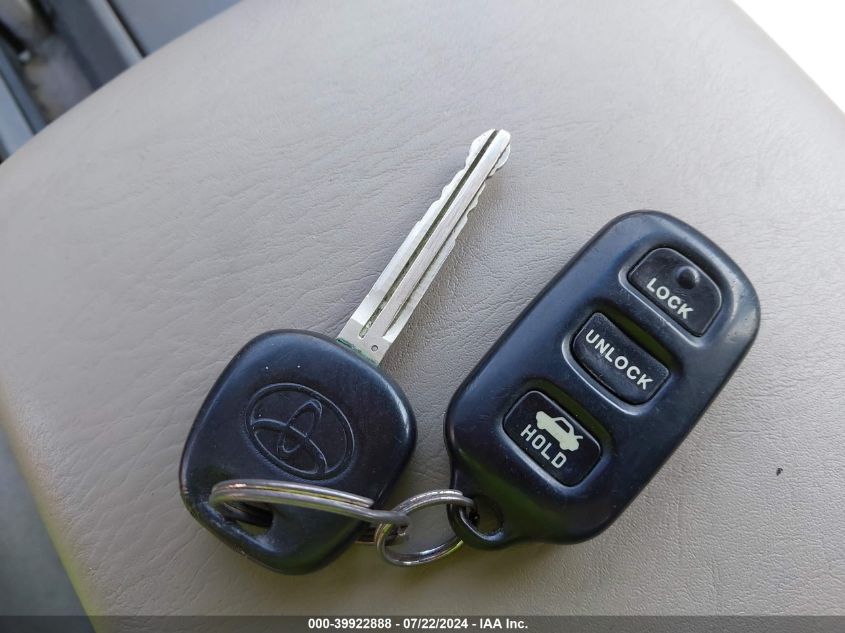 2004 Toyota Camry Le V6 VIN: 4T1BF32K74U073254 Lot: 39922888