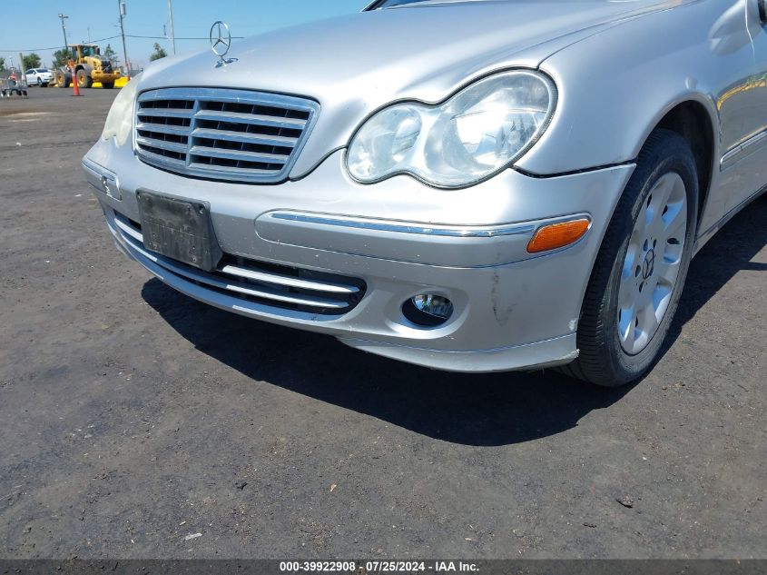 2005 Mercedes-Benz C 240 Luxury VIN: WDBRF61J55F673742 Lot: 39922908