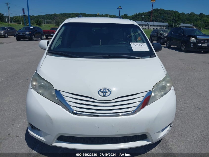 2015 Toyota Sienna Le 7 Passenger/Le 8 Passenger VIN: 5TDKK3DC8FS529906 Lot: 39922936