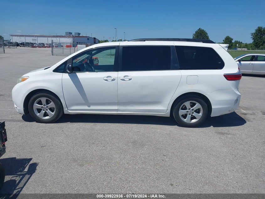 2015 Toyota Sienna Le 7 Passenger/Le 8 Passenger VIN: 5TDKK3DC8FS529906 Lot: 39922936