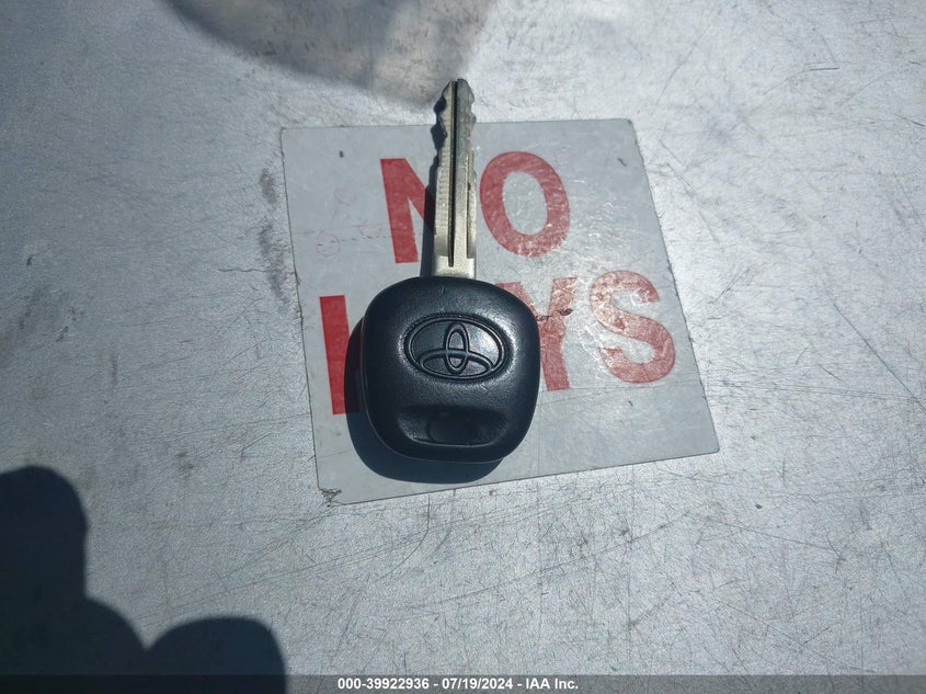 2015 Toyota Sienna Le 7 Passenger/Le 8 Passenger VIN: 5TDKK3DC8FS529906 Lot: 39922936