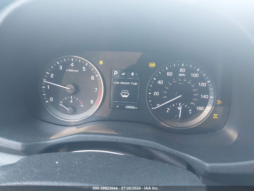 2018 Hyundai Tucson Se VIN: KM8J2CA41JU605796 Lot: 39923044