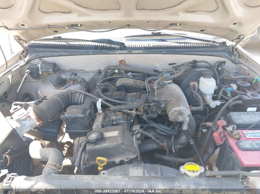 2001 Toyota Tacoma Base (A4) VIN: 5TEWM72N21Z765681 Lot: 39923067