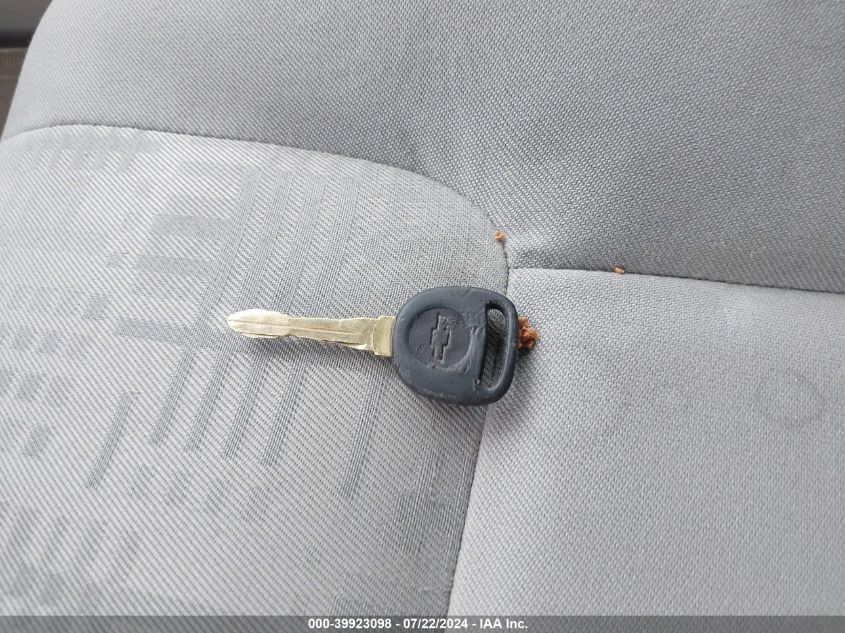 2006 Chevrolet Equinox Ls VIN: 2CNDL13FX66211913 Lot: 39923098