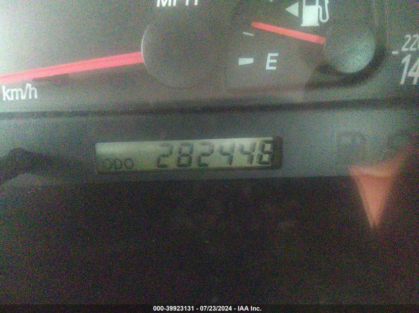 2004 Toyota Camry Le VIN: 4T1BE32K64U870744 Lot: 39923131