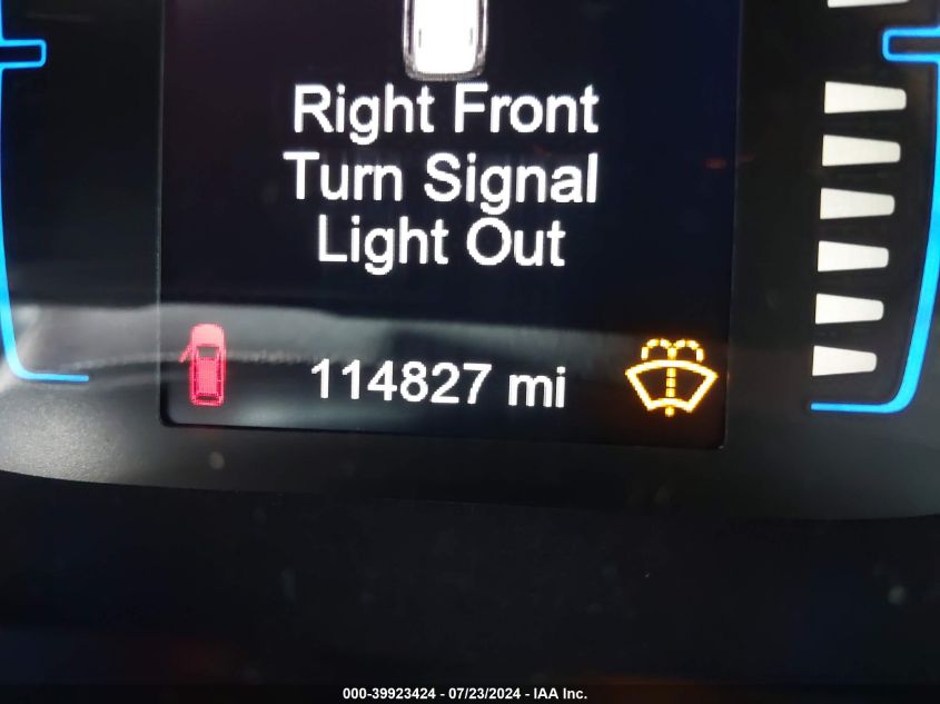 2017 Chrysler Pacifica Touring-L VIN: 2C4RC1BG8HR711901 Lot: 39923424