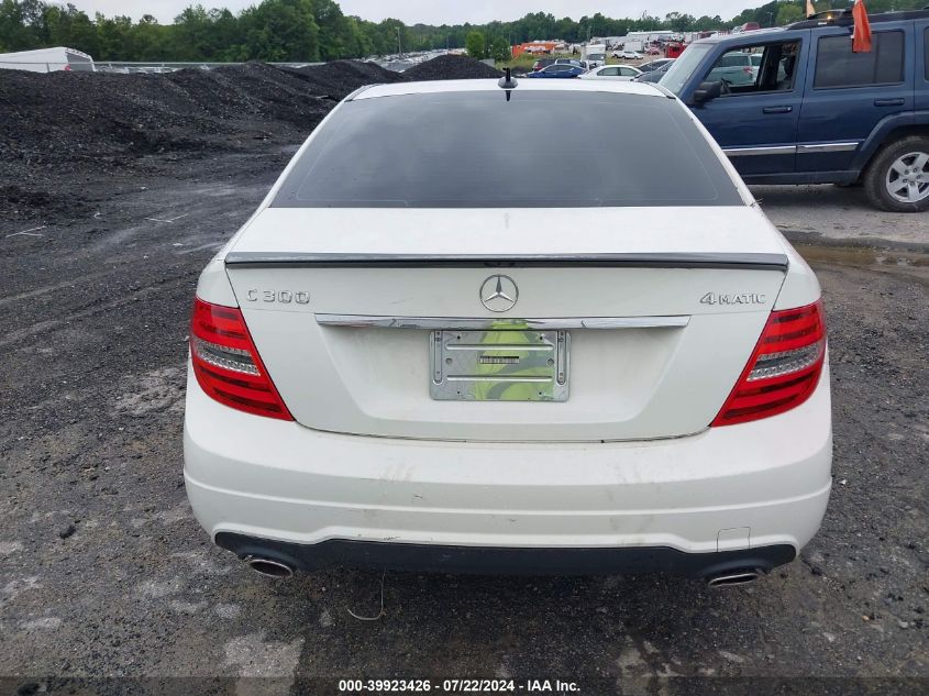 2012 Mercedes-Benz C 300 Luxury 4Matic/Sport 4Matic VIN: WDDGF8BB7CR204231 Lot: 39923426