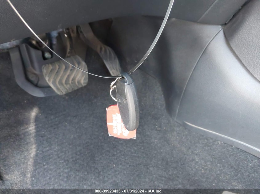 2017 NISSAN ROGUE SV - 5N1AT2MV9HC821570