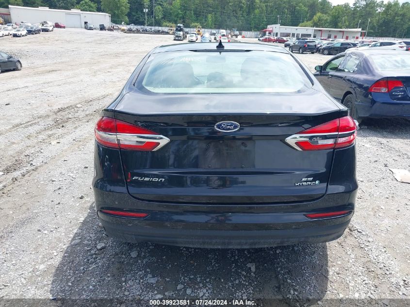 2019 Ford Fusion Hybrid Se VIN: 3FA6P0LU2KR188288 Lot: 39923581