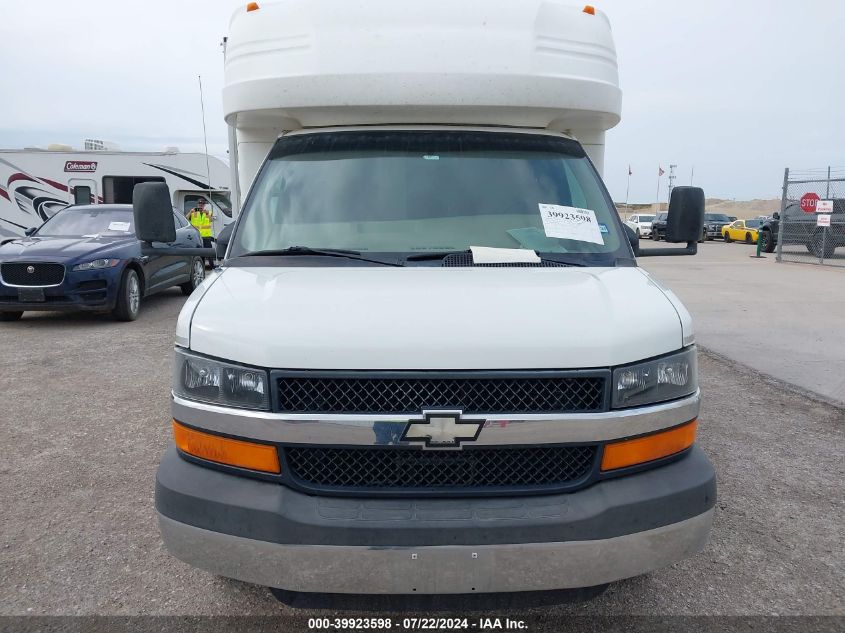 2004 Chevrolet Express Cutaway Base W/C7L/C7N VIN: 1GBJG31U141115200 Lot: 39923598