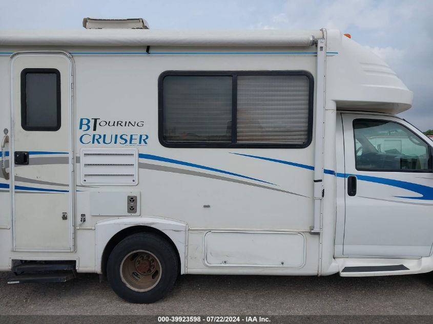 2004 Chevrolet Express Cutaway Base W/C7L/C7N VIN: 1GBJG31U141115200 Lot: 39923598