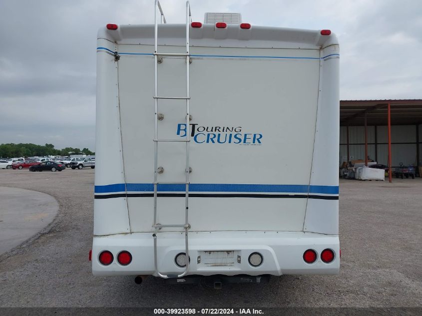 2004 Chevrolet Express Cutaway Base W/C7L/C7N VIN: 1GBJG31U141115200 Lot: 39923598