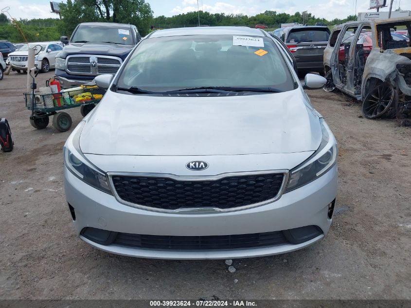 2018 Kia Forte Lx VIN: 3KPFK4A72JE176130 Lot: 39923624