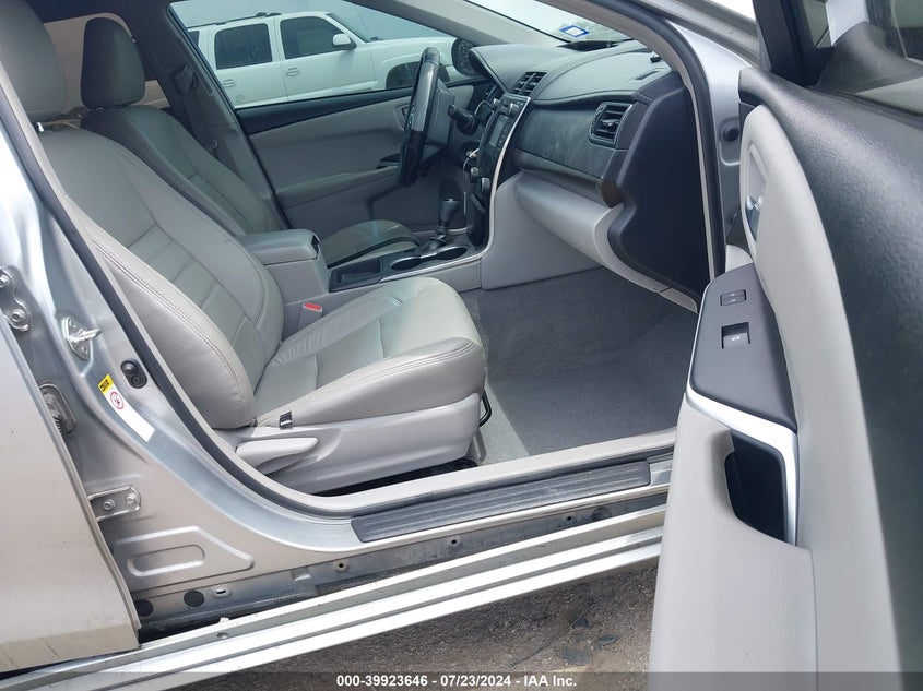 2017 TOYOTA CAMRY LE/XLE/SE/XSE - 4T1BF1FK9HU415209