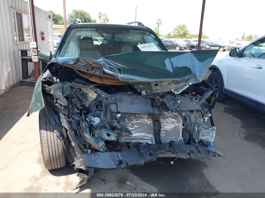 2022 SUBARU FORESTER LIMITED - JF2SKAPC7NH502099