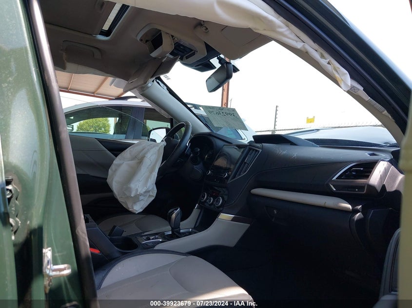 2022 SUBARU FORESTER LIMITED - JF2SKAPC7NH502099