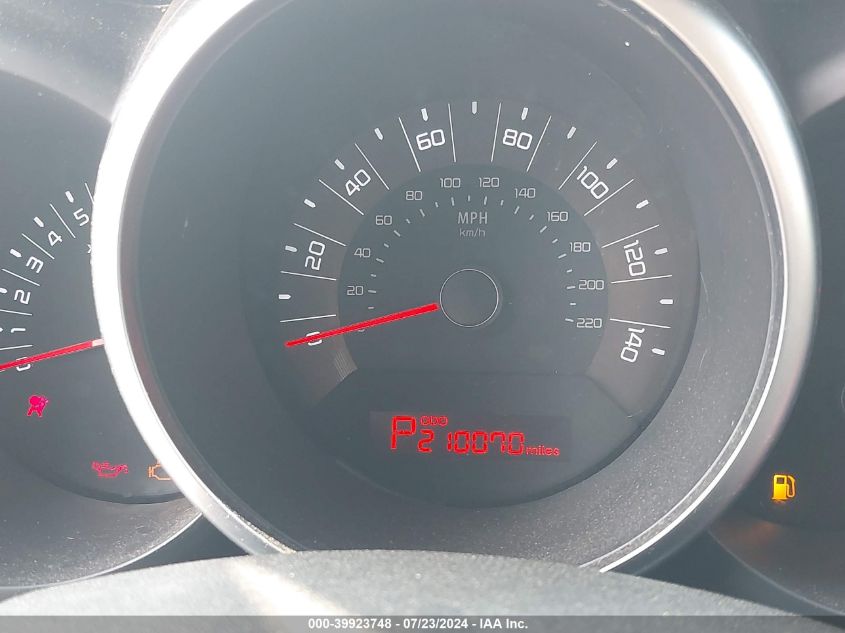 2011 Kia Soul +/!/Sport VIN: KNDJT2A25B7318620 Lot: 39923748