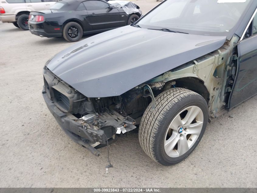 2011 BMW 528I VIN: WBAFR1C5XBC736875 Lot: 39923843