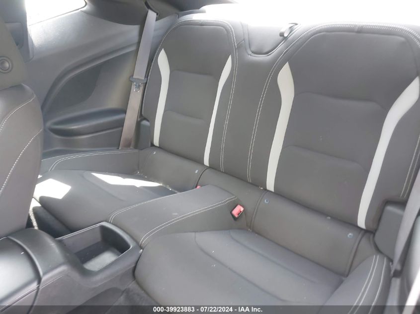 2017 Chevrolet Camaro 1Lt VIN: 1G1FA1RX6H0137123 Lot: 39923883